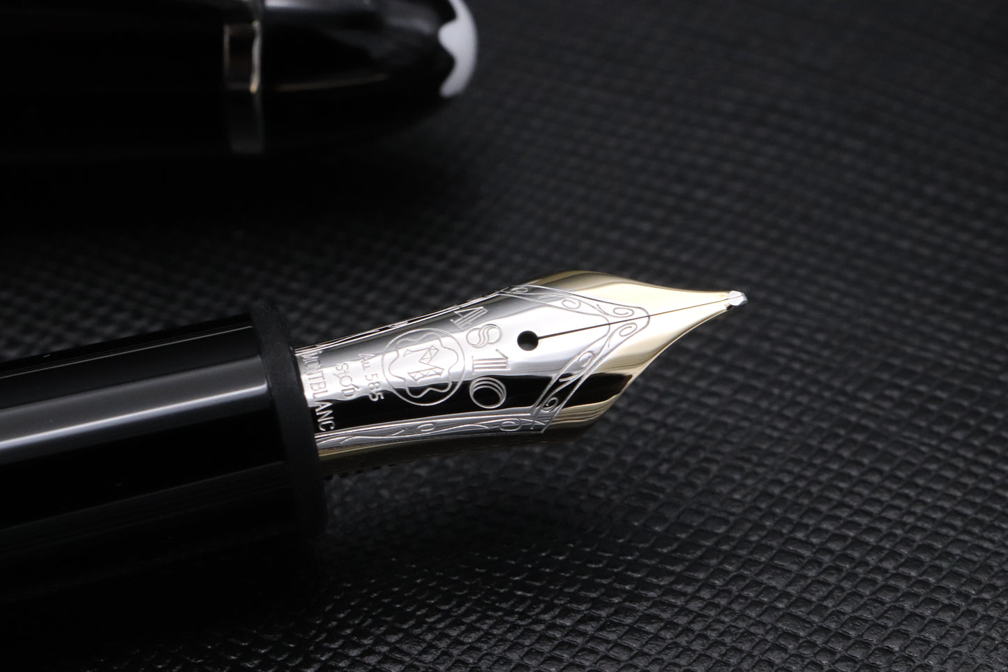 Montblanc Meisterstuck 146 LeGrand Platinum-Coated Fountain Pen OM Nib - UNUSED