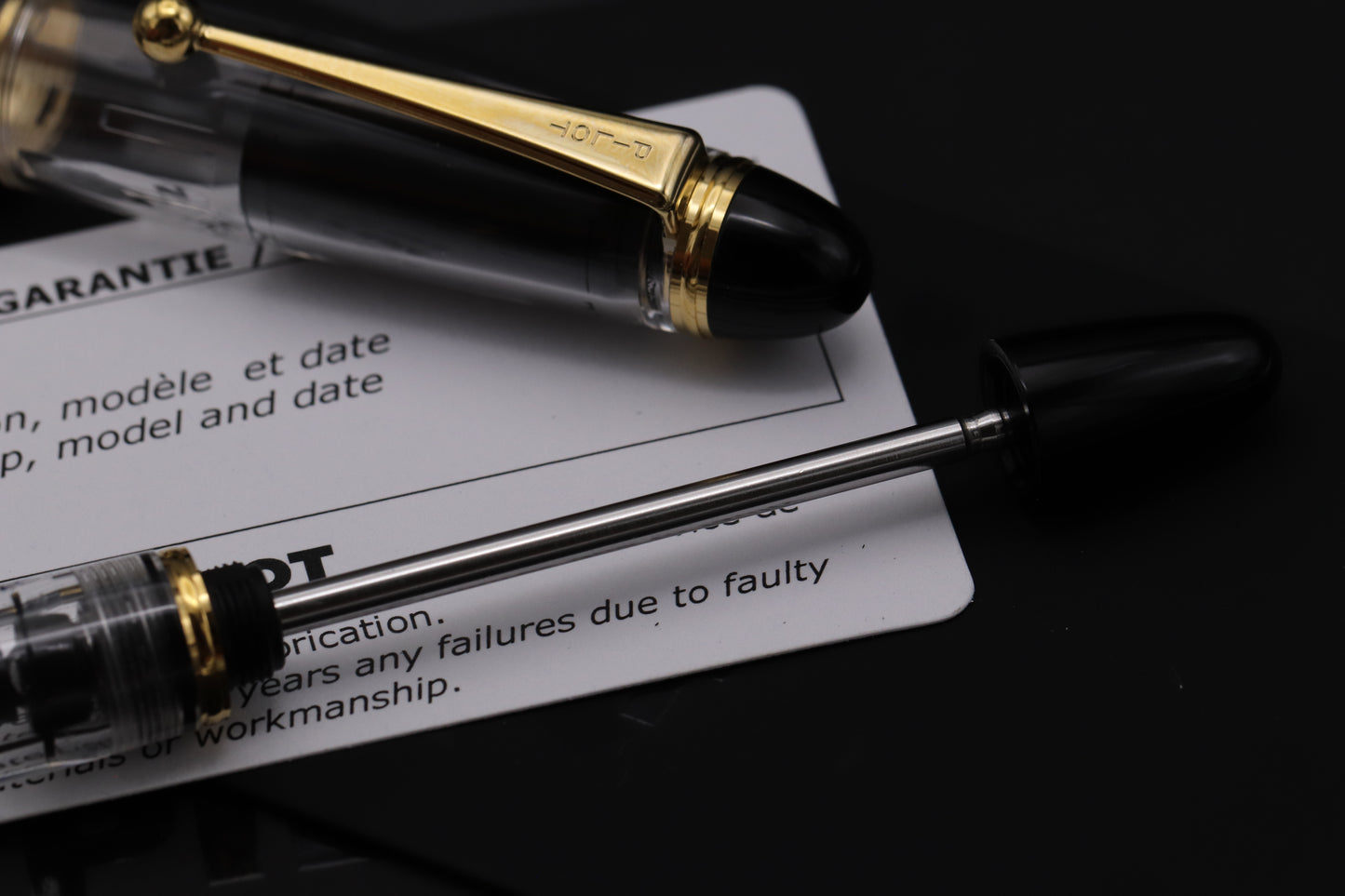 Pilot Custom 823 Clear Demonstrator Fountain Pen - UNUSED