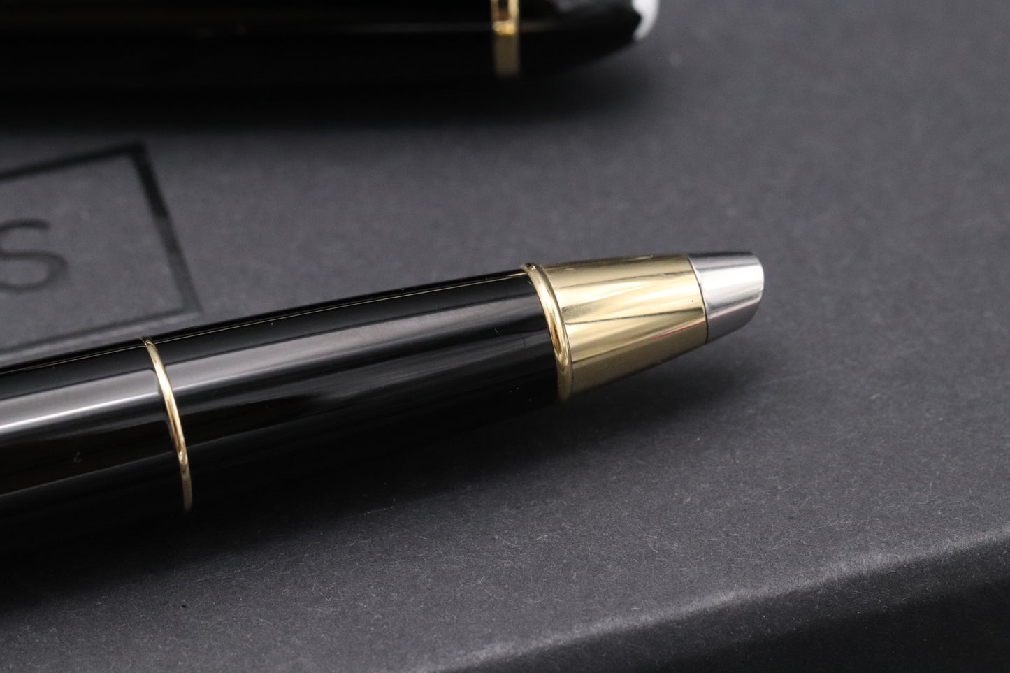 Montblanc Meisterstuck 166 LeGrand Gold Coated Document Highlighter