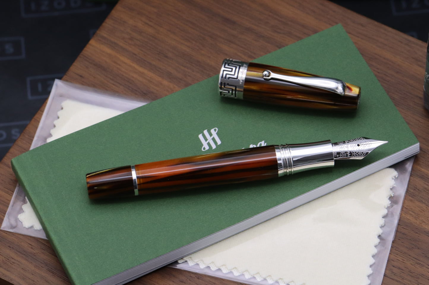 Montegrappa Extra 1930 Turtle Brown Celluloid Fountain Pen - Fine Nib - UNUSED