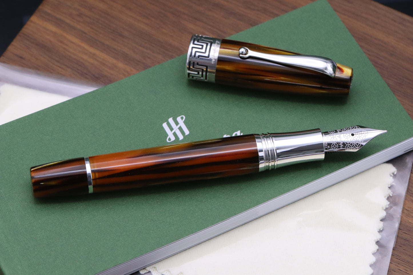 Montegrappa Extra 1930 Turtle Brown Celluloid Fountain Pen - Fine Nib - UNUSED