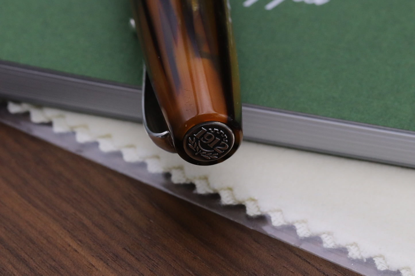 Montegrappa Extra 1930 Turtle Brown Celluloid Fountain Pen - Fine Nib - UNUSED