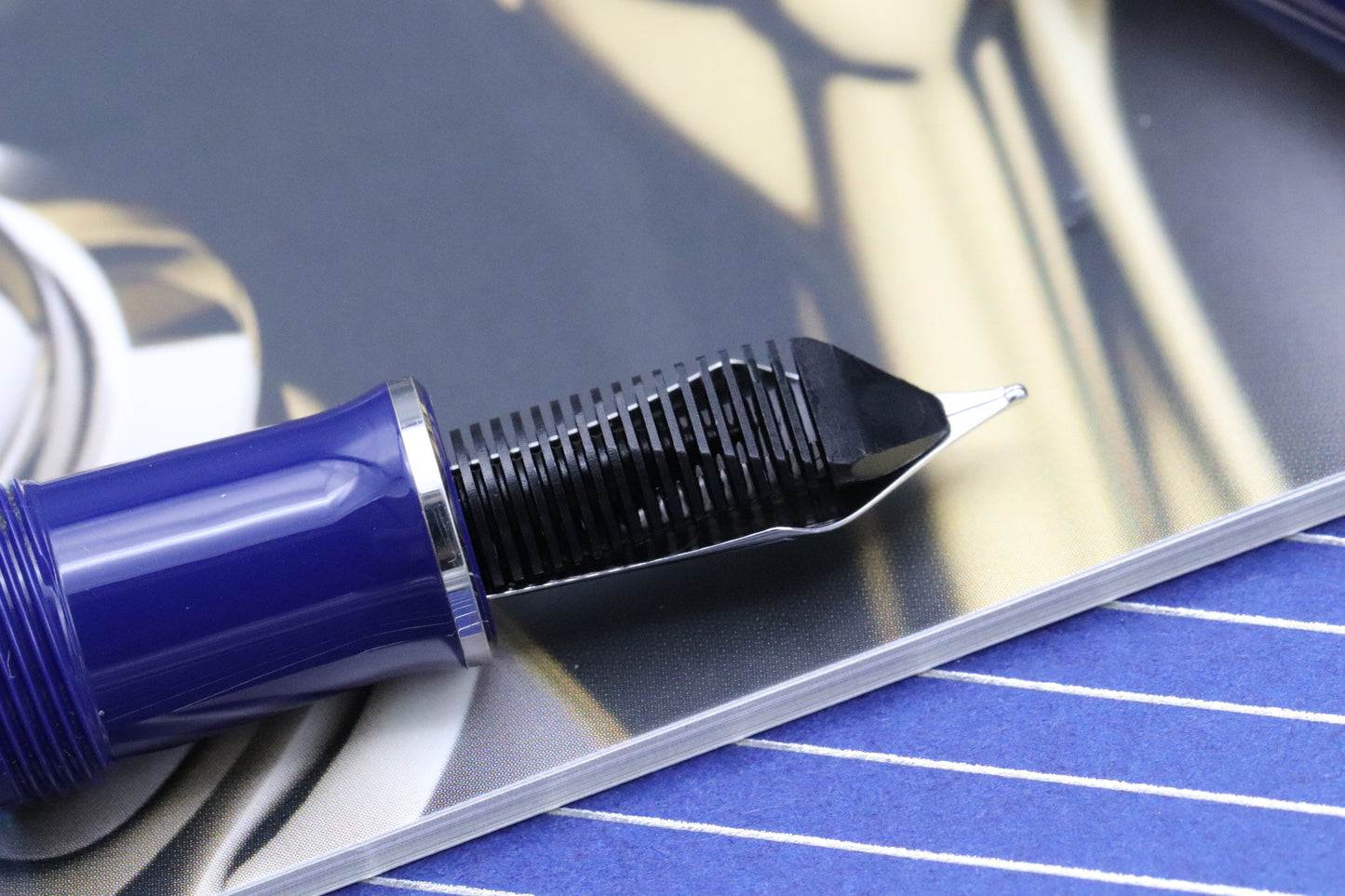 Pelikan Souveran M815 Metal Striped Blue Fountain Pen - EF Nib