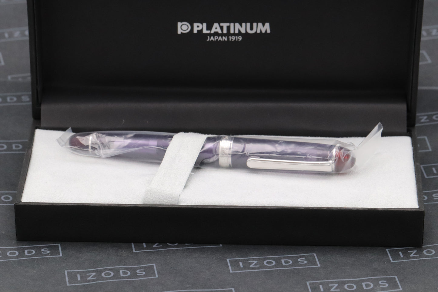Platinum #3776 Century Bungukan Kobayashi Clematis Fountain Pen - DIPPED