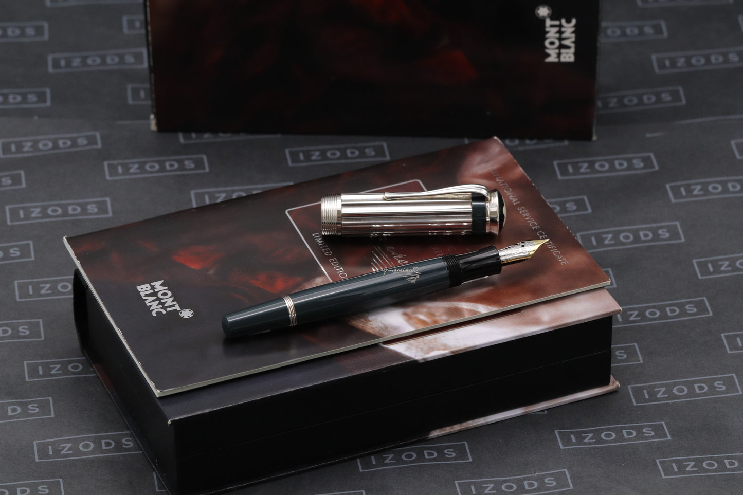 Montblanc Writers Edition Charles Dickens Fountain Pen - NEVER INKED