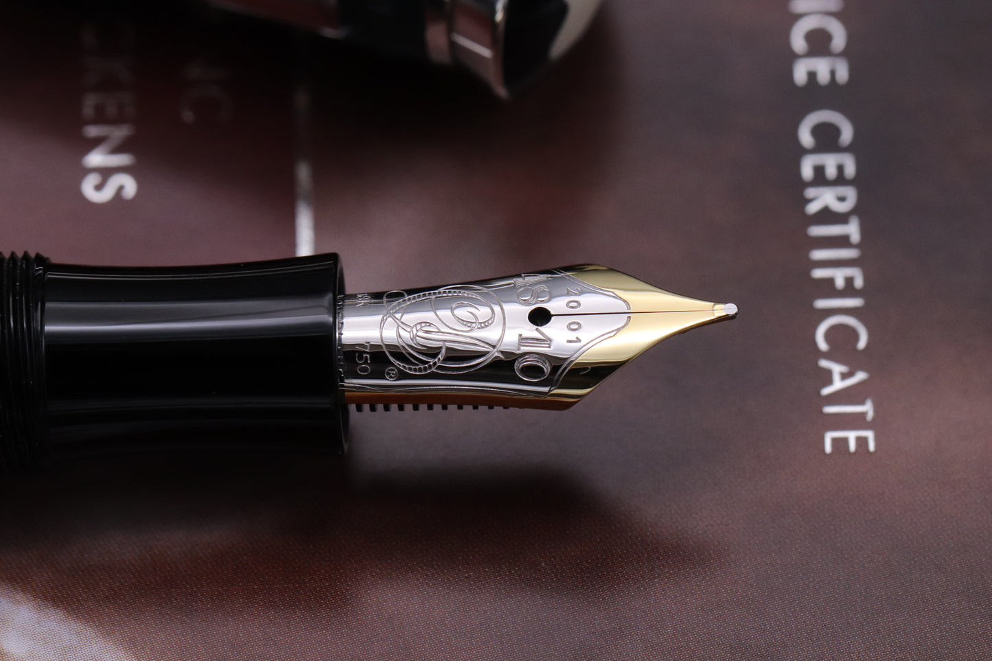 Montblanc Writers Edition Charles Dickens Fountain Pen - NEVER INKED