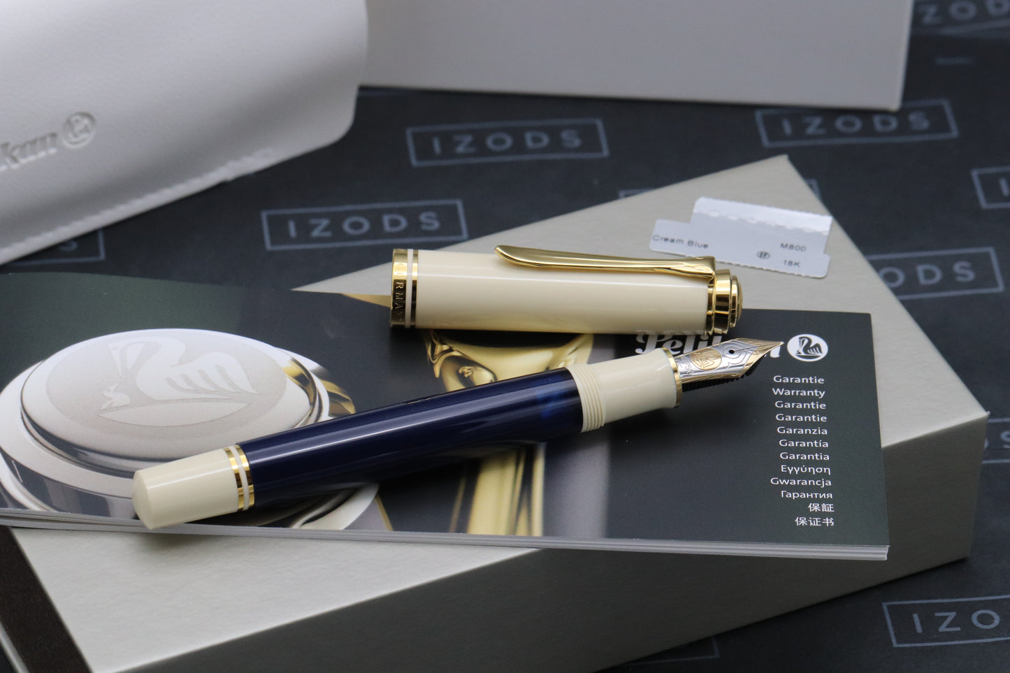 Pelikan Souveran M800 Cream Blue Fountain Pen - EF Nib