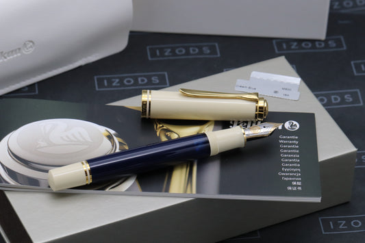 Pelikan Souveran M800 Cream Blue Fountain Pen - EF Nib