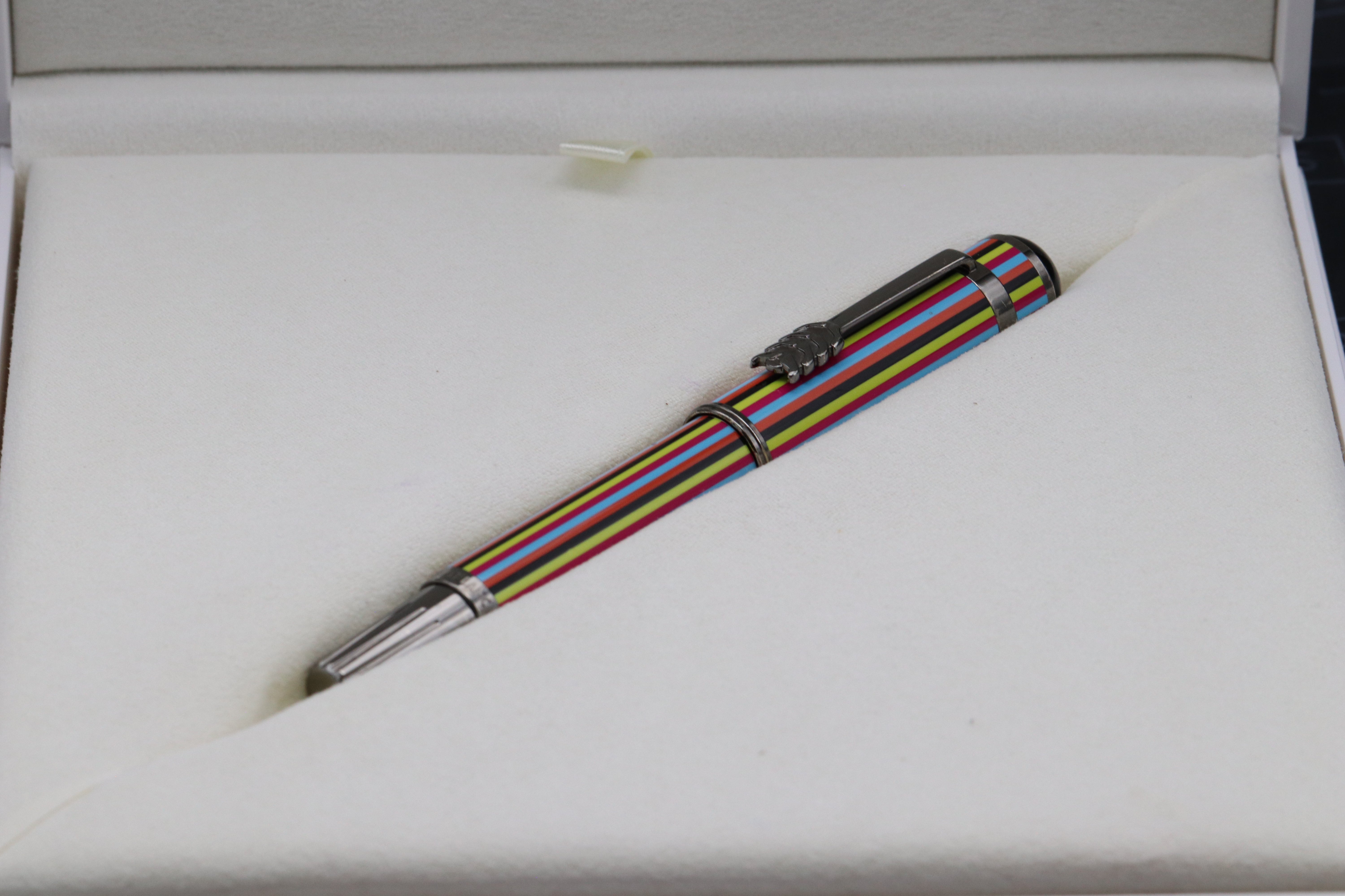 Montblanc Great Characters The Beatles Special Edition Fountain
