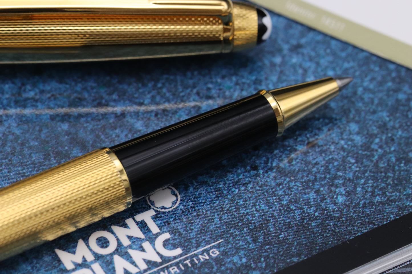 Montblanc Meisterstück 163 Classique Vermeil Barley Rollerball / Fineliner Pen