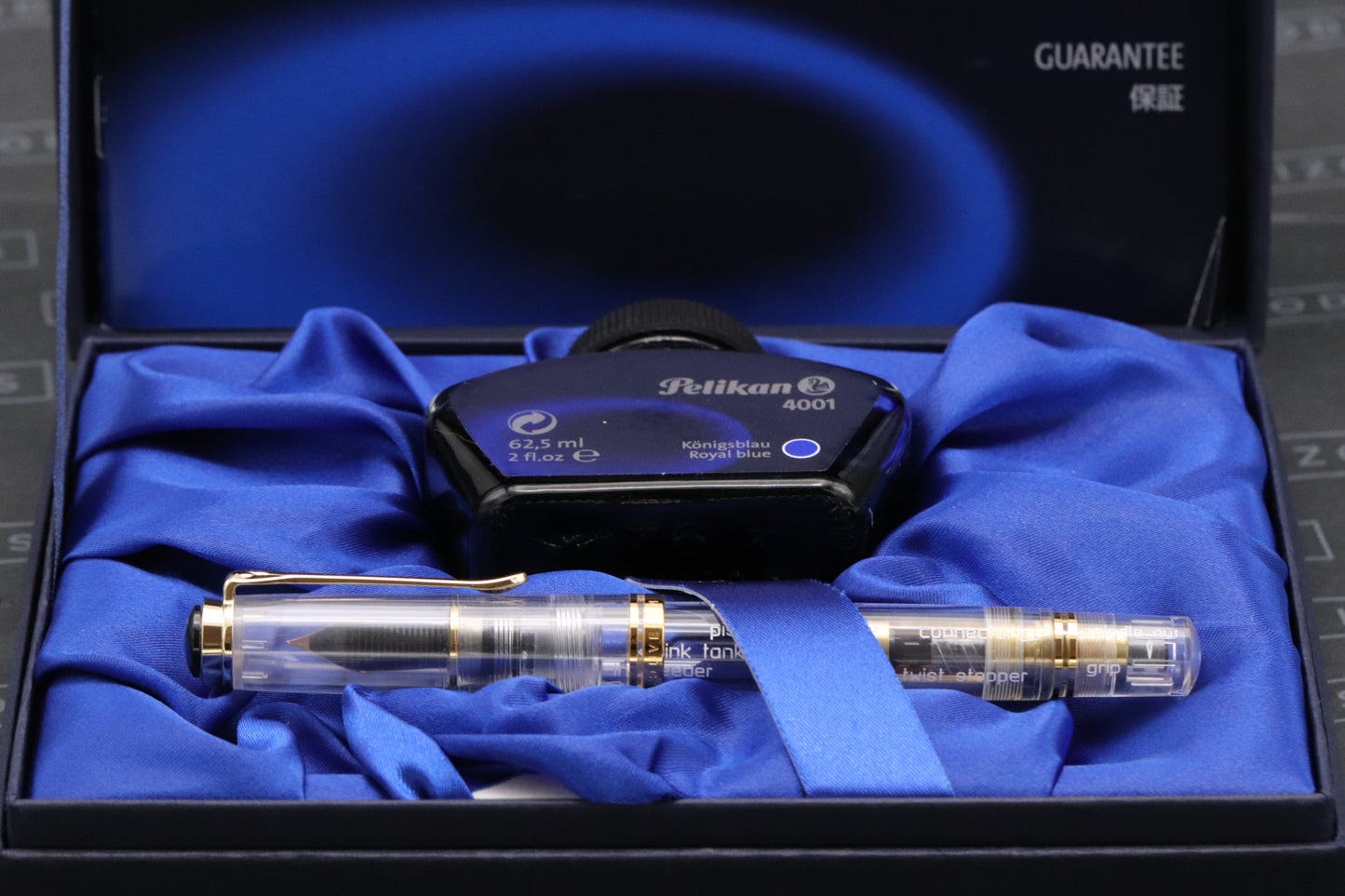 Pelikan M800 Demonstrator Engraved Special Edition Fountain Pen - UNUSED - EF