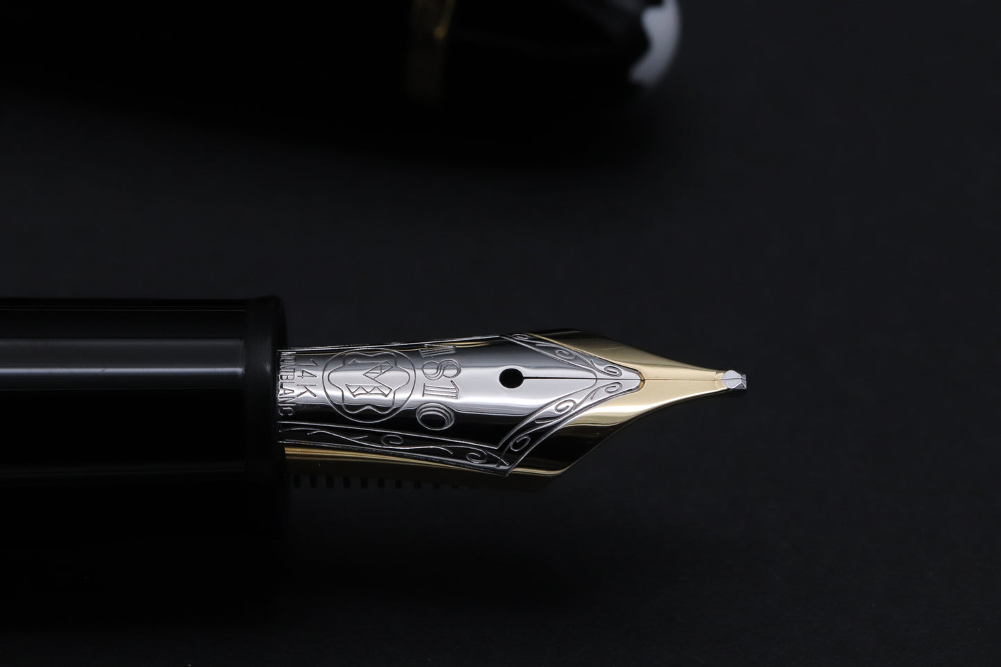 Montblanc Meisterstuck 146 LeGrand Gold-Coated Fountain Pen - Broad Nib