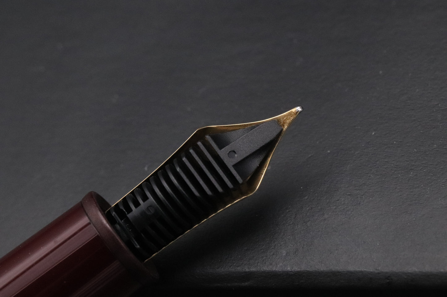 Montblanc Meisterstuck 146 LeGrand Bordeaux Fountain Pen