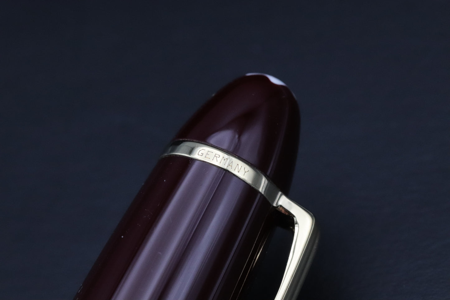 Montblanc Meisterstuck 146 LeGrand Bordeaux Fountain Pen