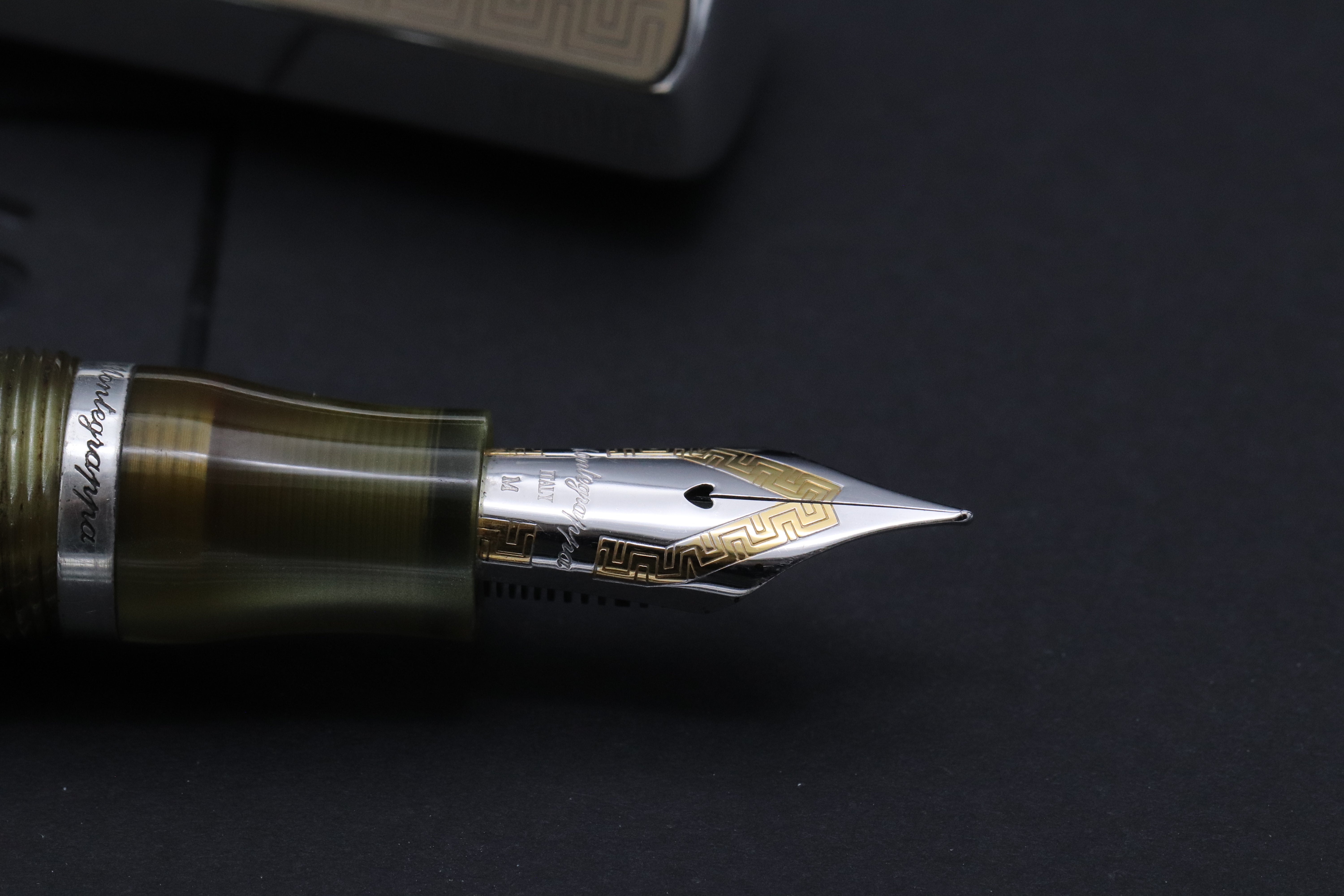 MONTEGRAPPA Privilege Deco Pearl Gray