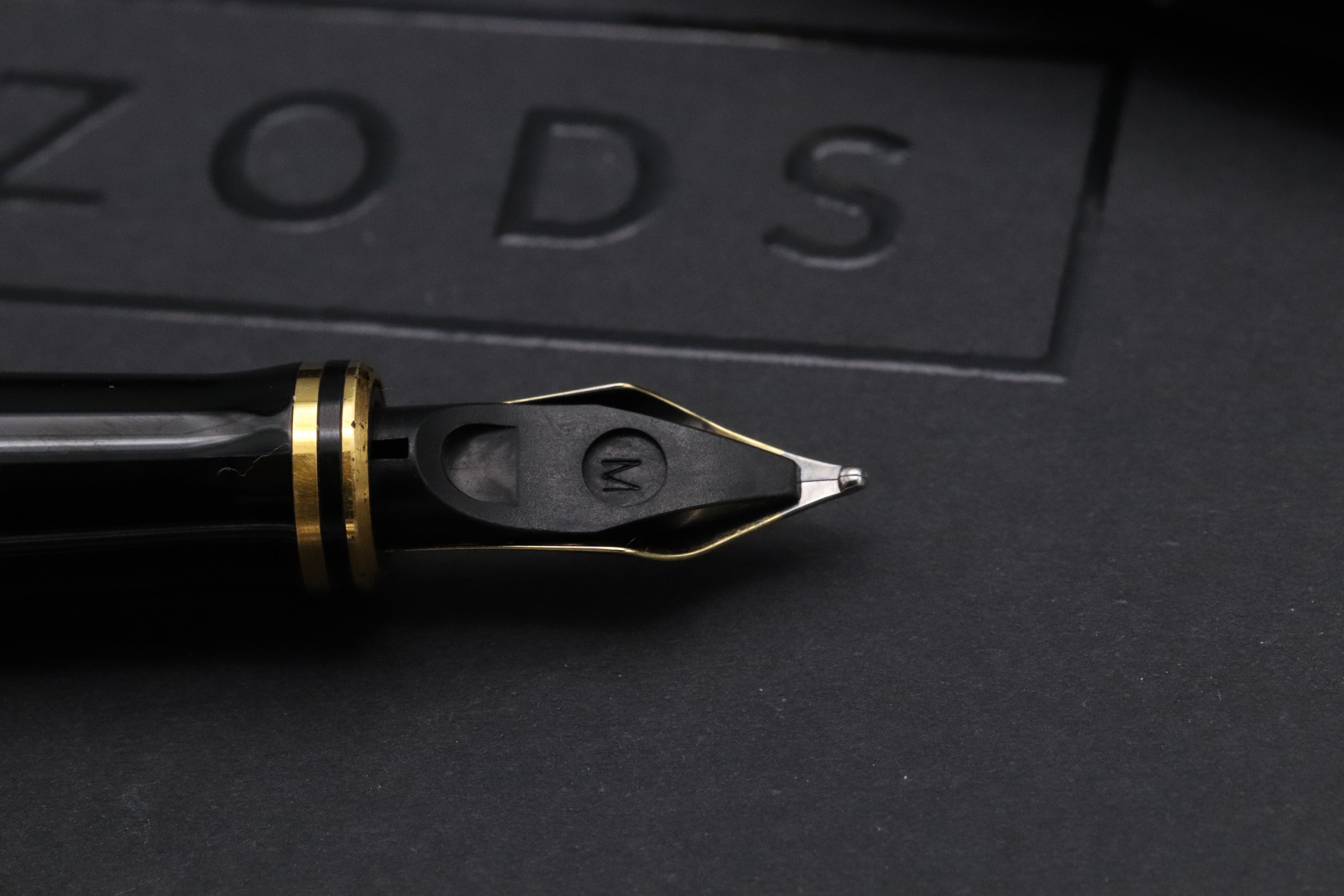 Parker Duofold International Mk1 Black Fountain Pen – IZODS