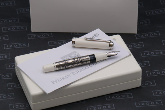Pelikan Souveran M910 Toledo White Special Edition Fountain Pen - EF Nib