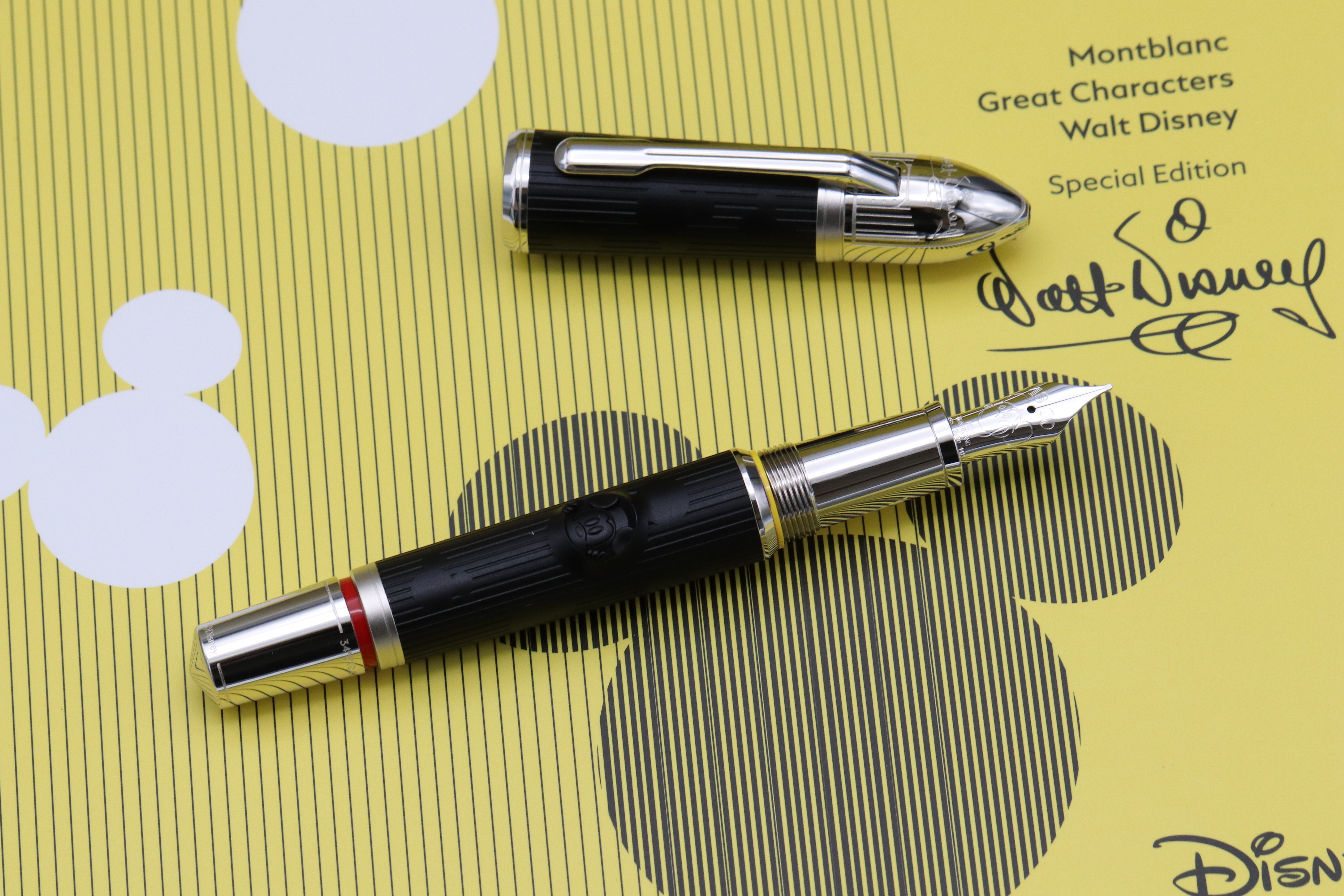 Montblanc Great Characters Walt Disney Special Edition Fountain