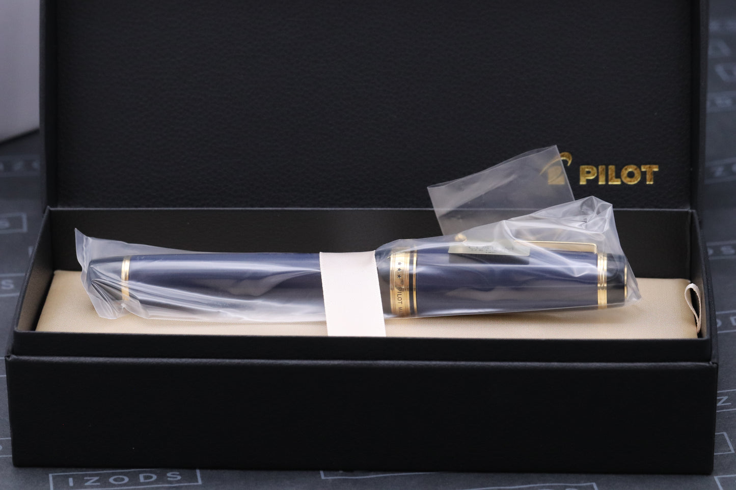 Pilot Custom Urushi Blue Fountain Pen - DIPPED
