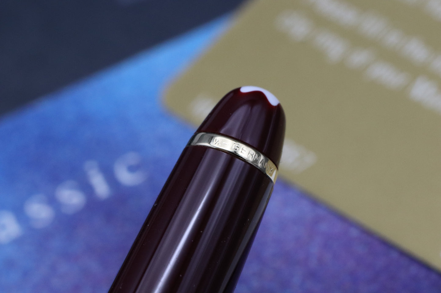 Montblanc Meisterstuck 144 Classique Bordeaux Fountain Pen - Monotone Nib