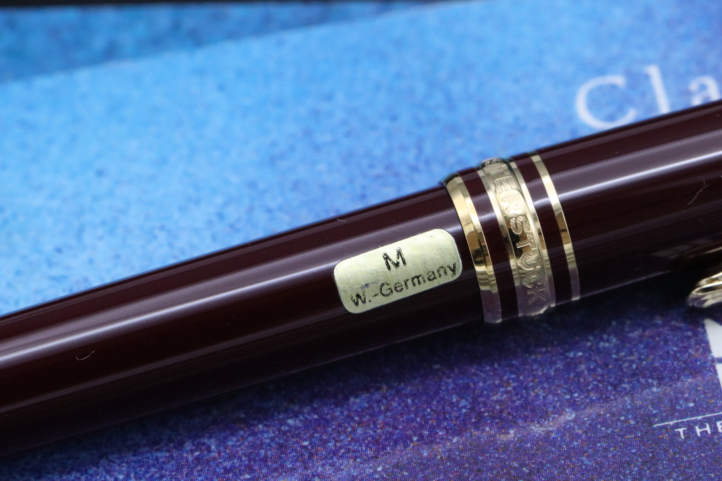 Montblanc Meisterstuck 144 Classique Bordeaux Fountain Pen - Monotone Nib