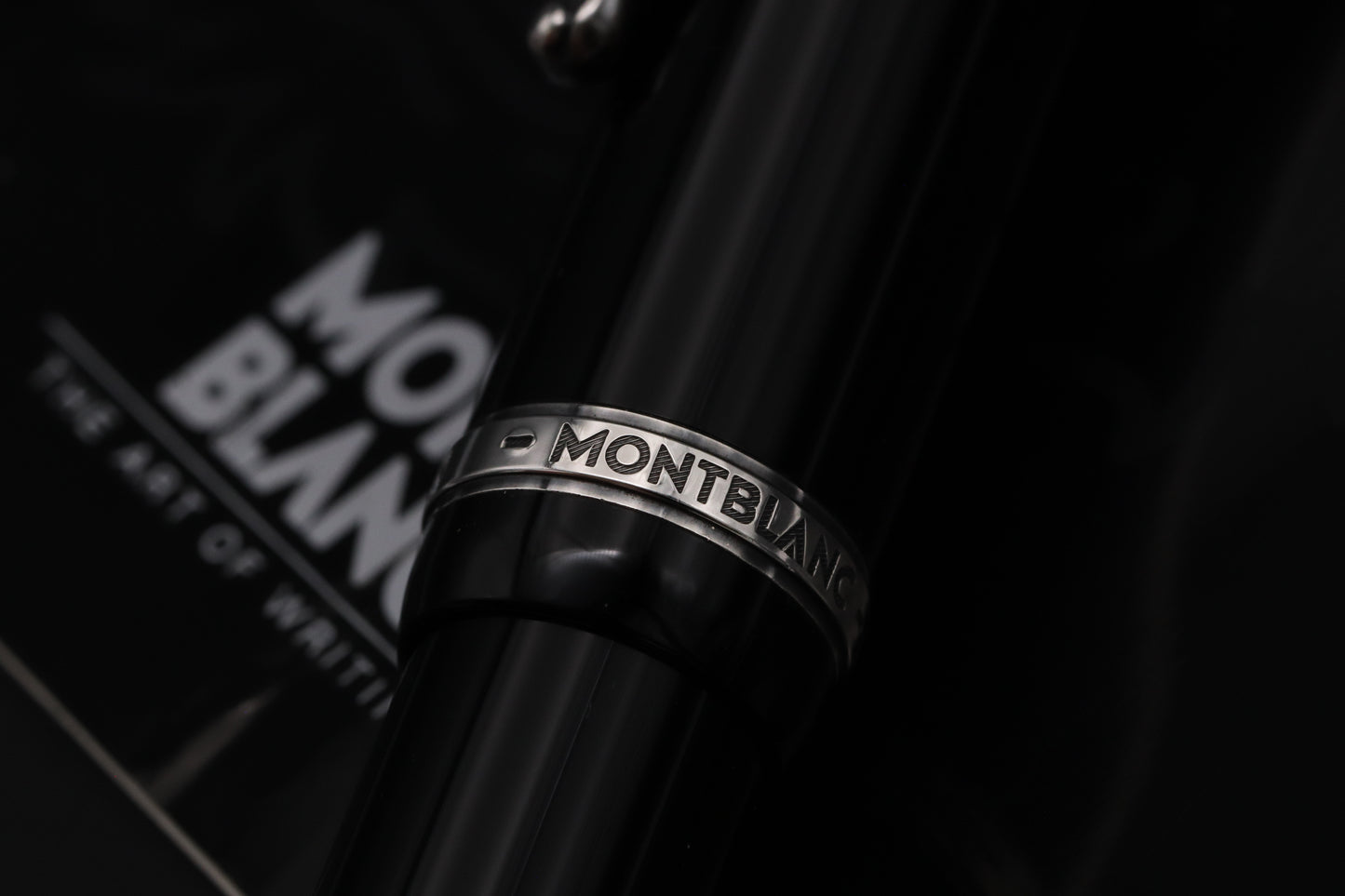Montblanc Writers Edition Imperial Dragon Fountain Pen
