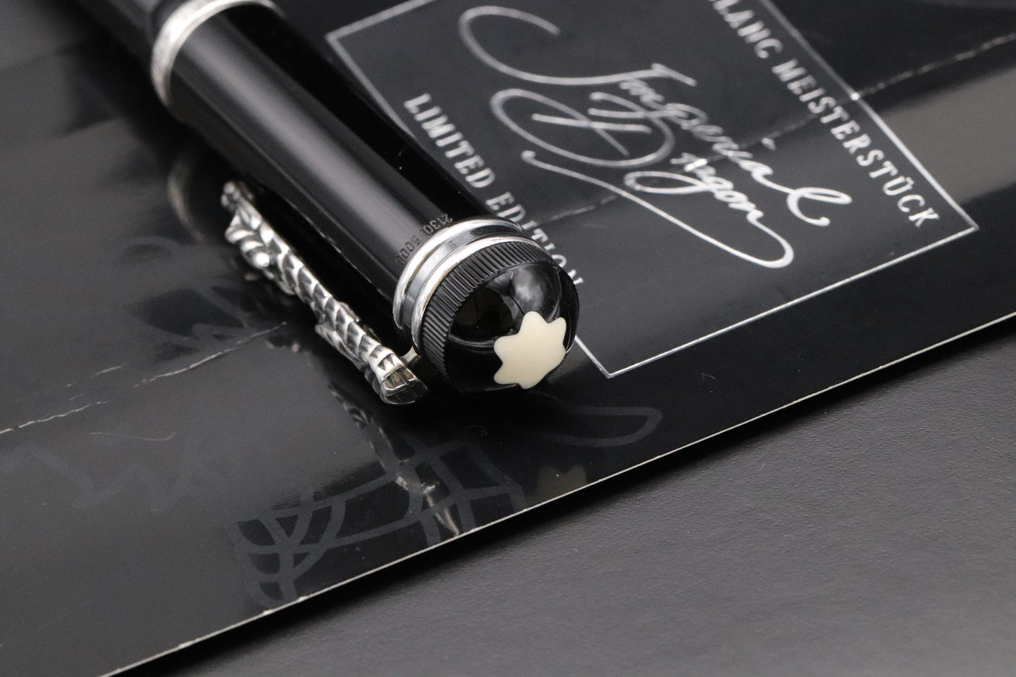 Montblanc Writers Edition Imperial Dragon Fountain Pen
