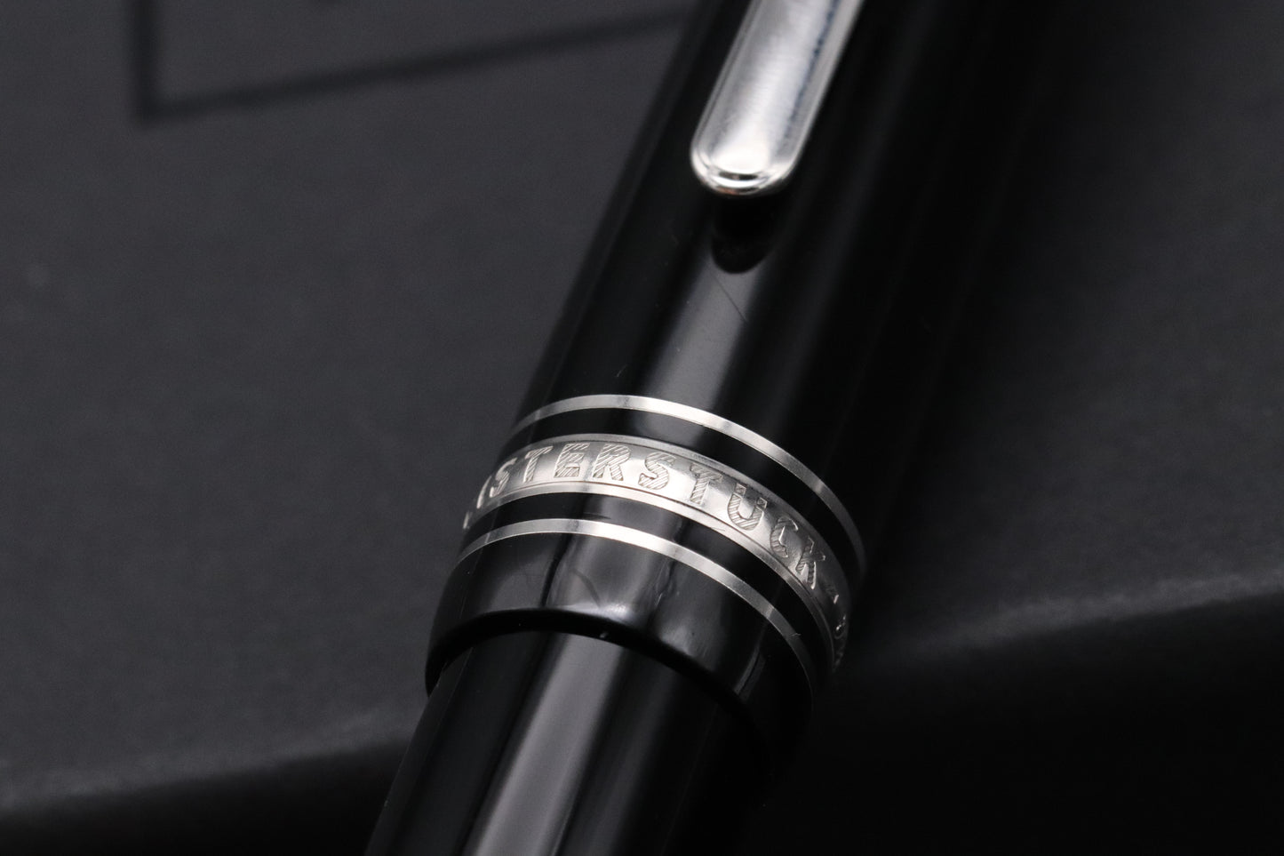 Montblanc Meisterstuck 162 LeGrand Platinum Coated Rollerball Pen