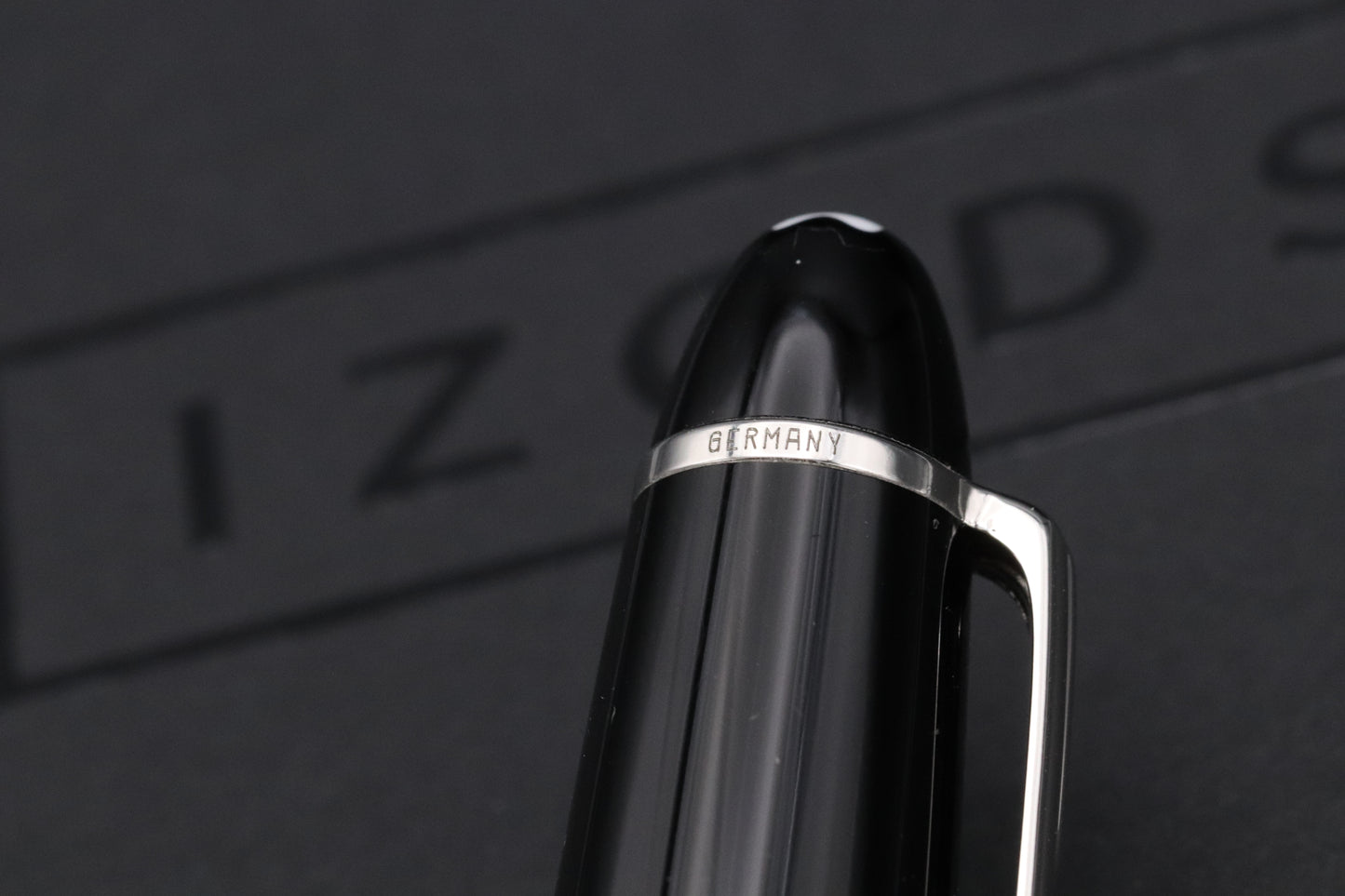 Montblanc Meisterstuck 162 LeGrand Platinum Coated Rollerball Pen