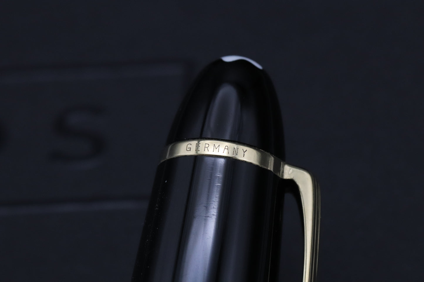 Montblanc Meisterstuck LeGrand Gold Coated Fountain Pen
