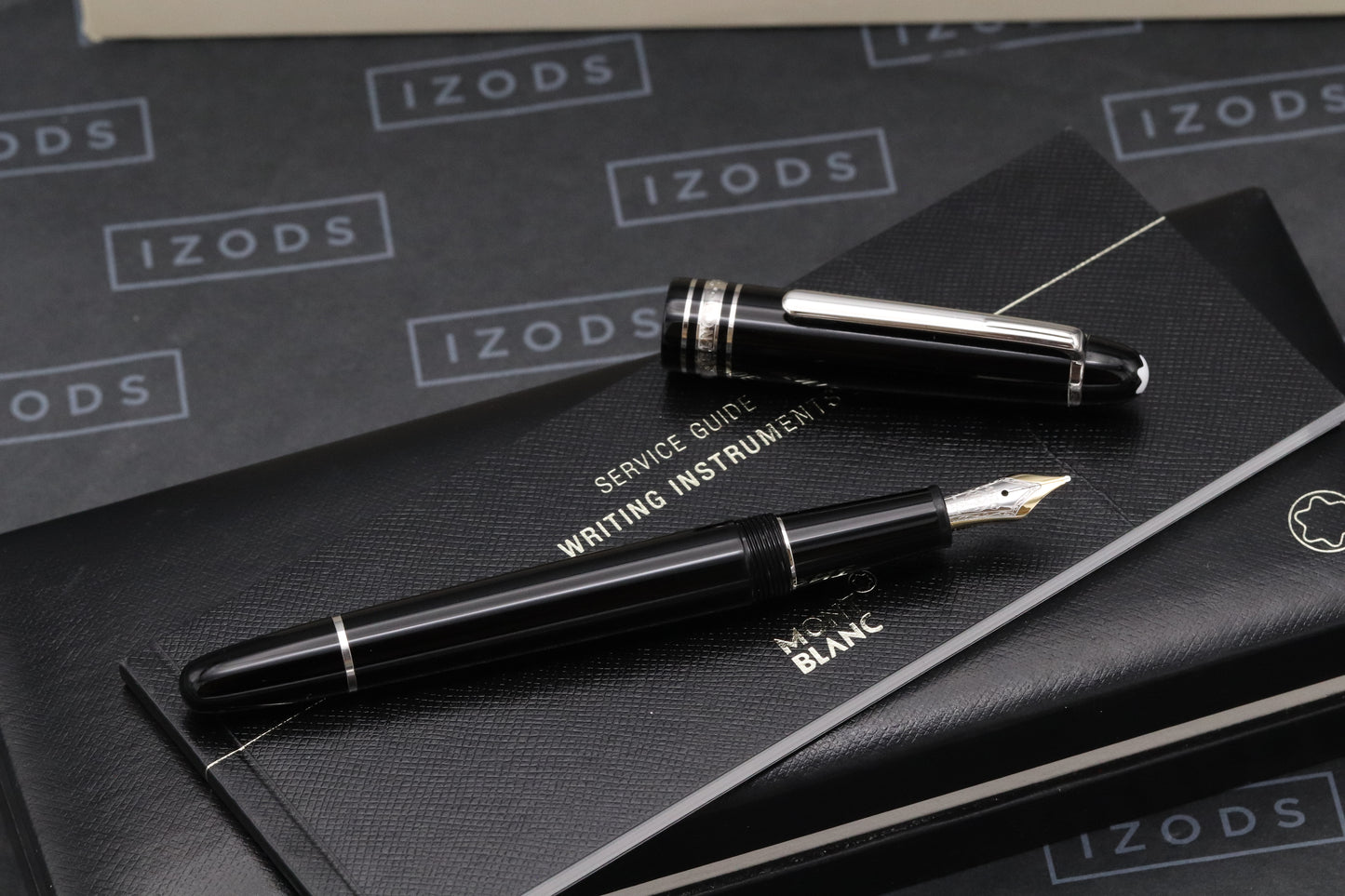 Montblanc Meisterstuck 145 Classique Platinum Coated Fountain Pen