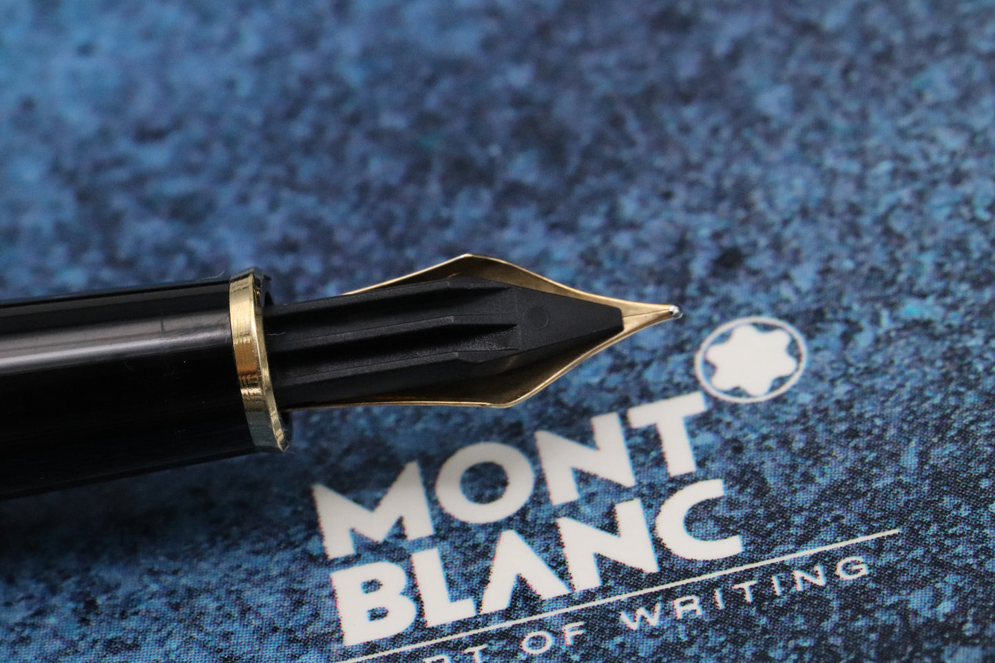 Montblanc Meisterstuck 144 Classique Gold Coated Fountain Pen - 1991-92 - UNUSED