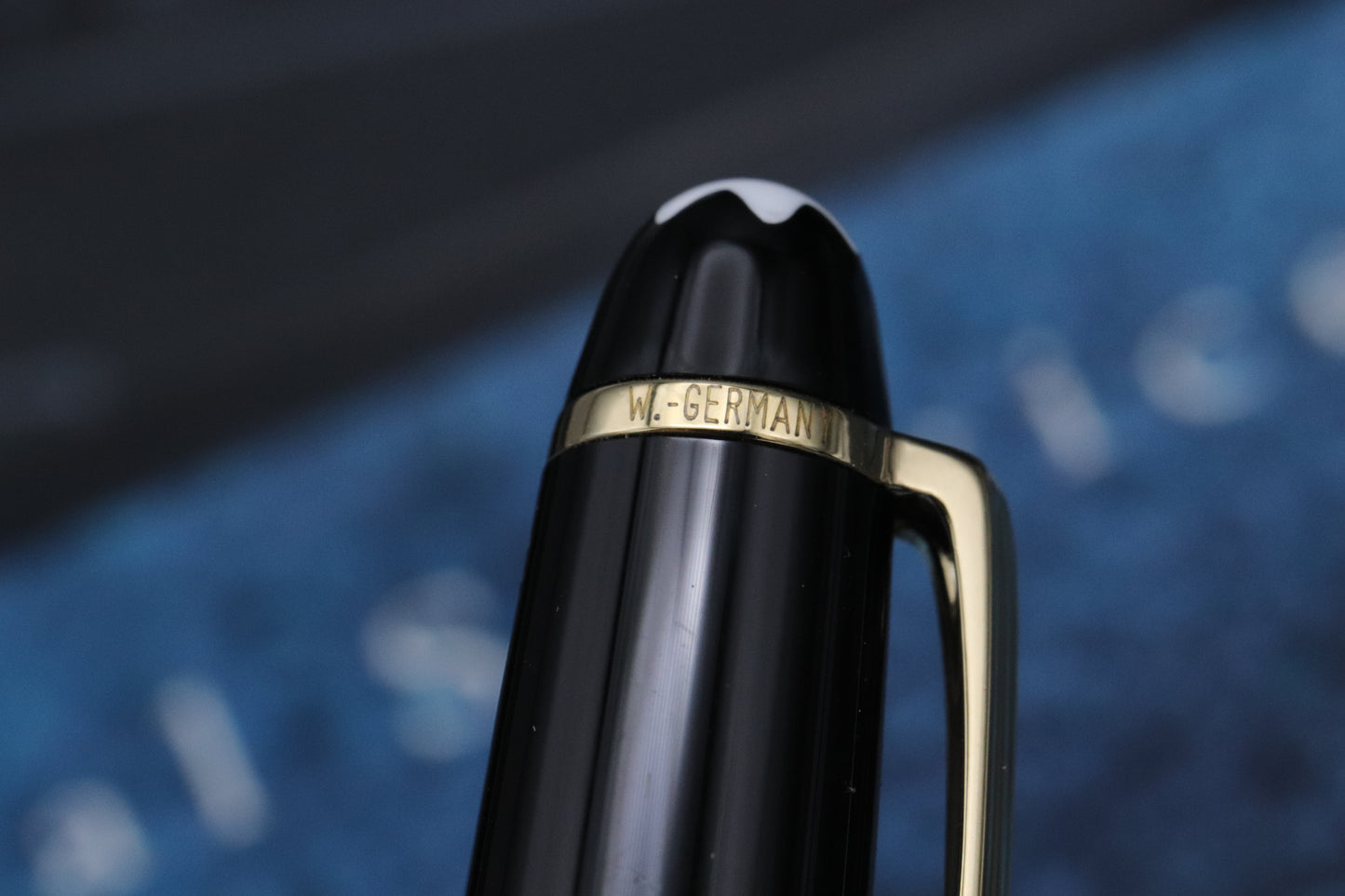 Montblanc Meisterstuck 144 Classique Gold Coated Fountain Pen - 1991-92 - UNUSED
