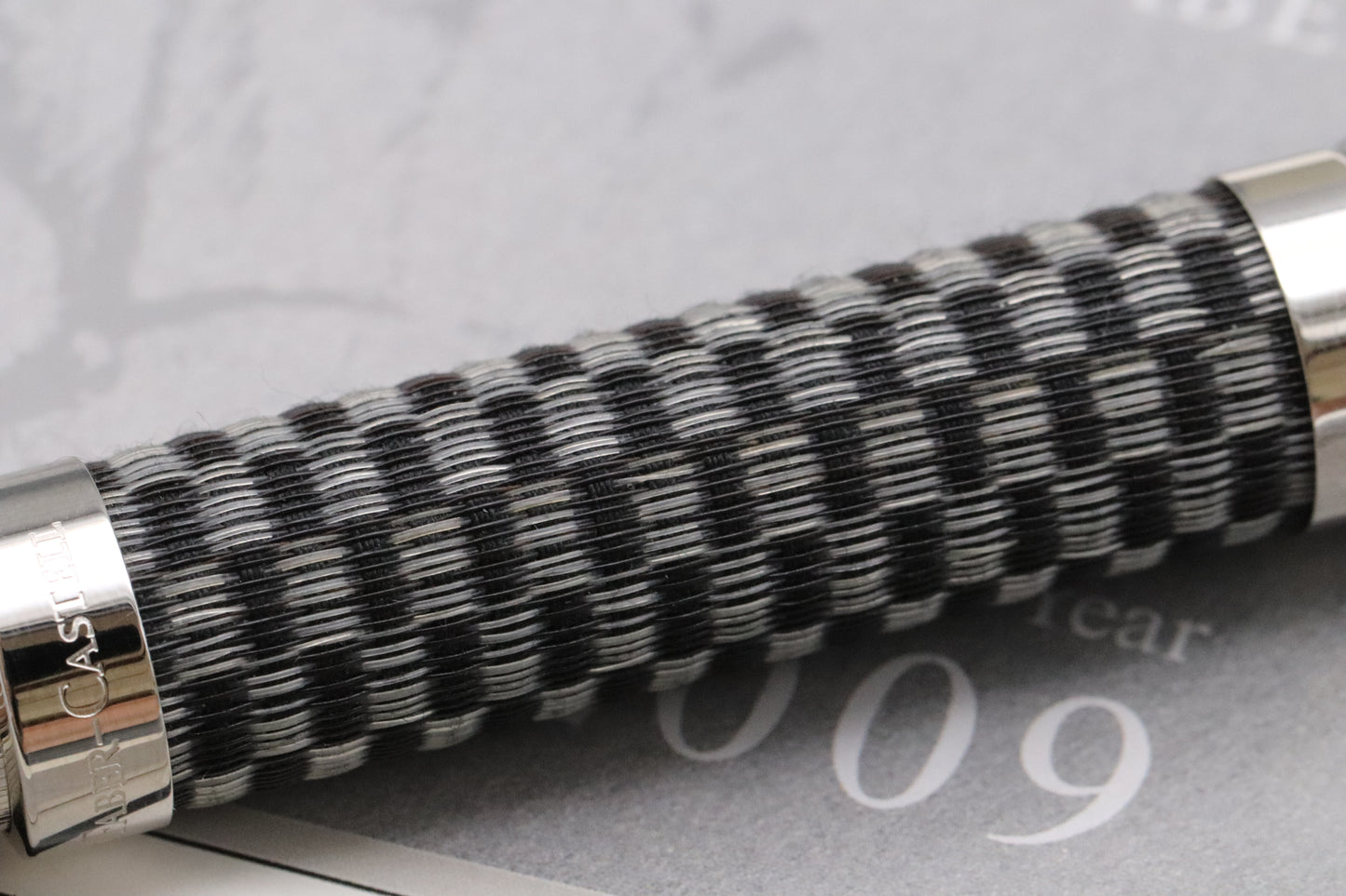 Graf von Faber-Castell Pen of the Year 2009 Horsehair Fountain Pen - DIPPED