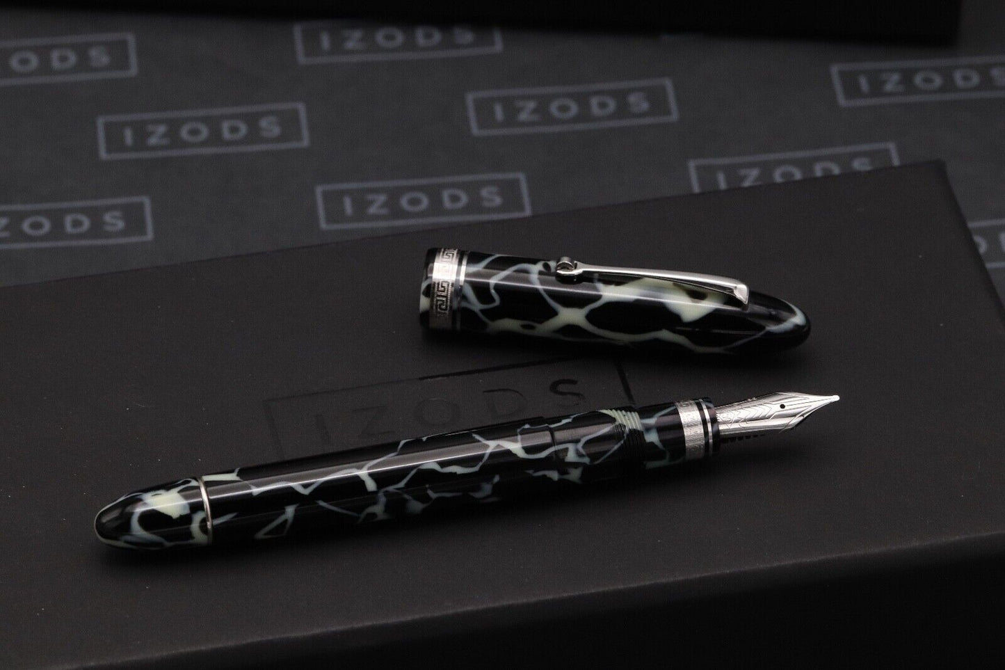 Omas Ogiva Wild Celluloid Limited Edition 30 Fountain Pen - BB Nib image 1