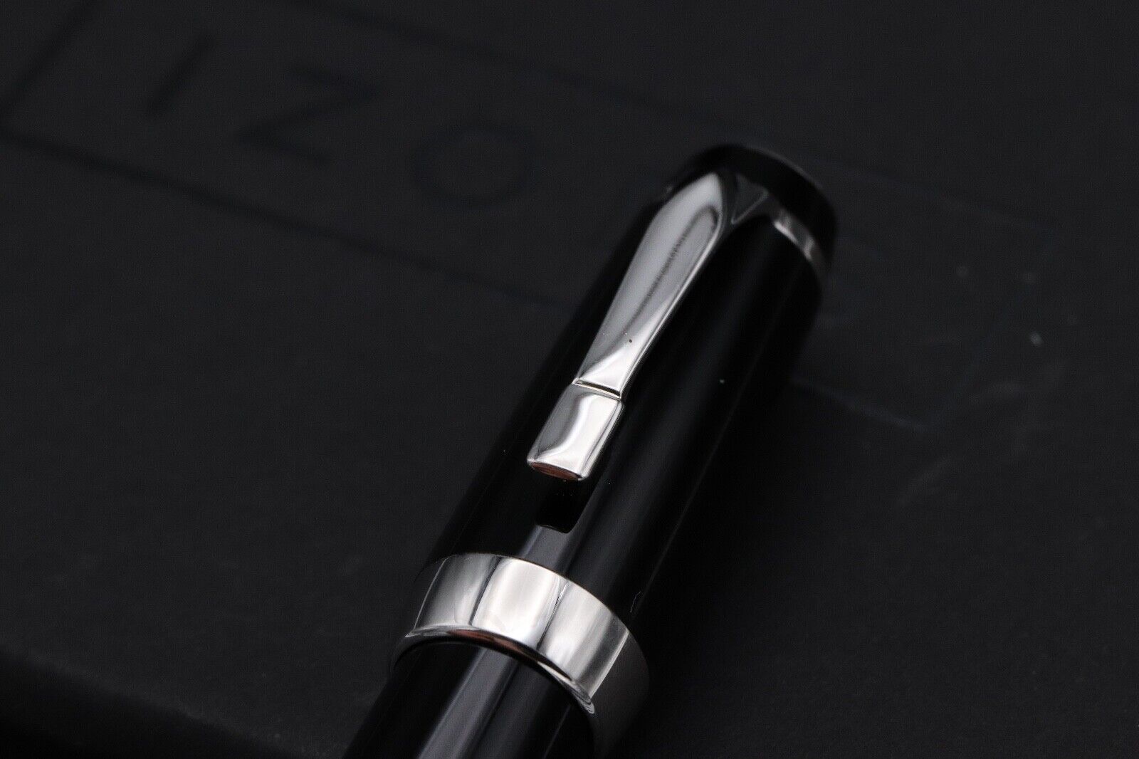 Montblanc Boheme Platinum Line No Stone Fountain Pen image 4