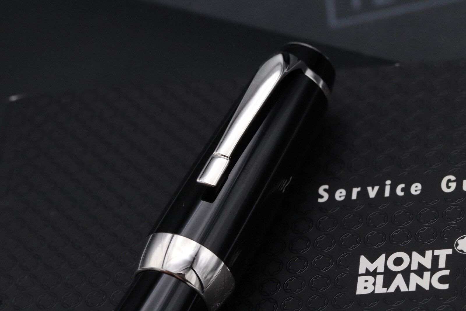 Montblanc Boheme XL Platinum Line No Stone Fountain Pen image 4