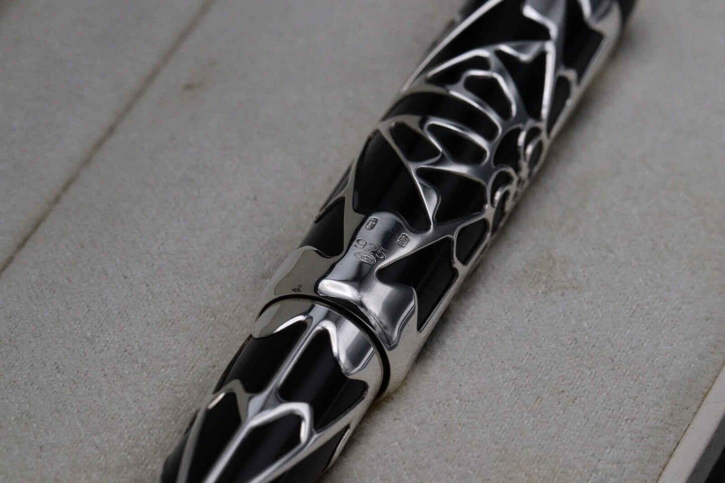 Montblanc Patron Of Art Octavian 4810 Fountain Pen – EF Nib image 7