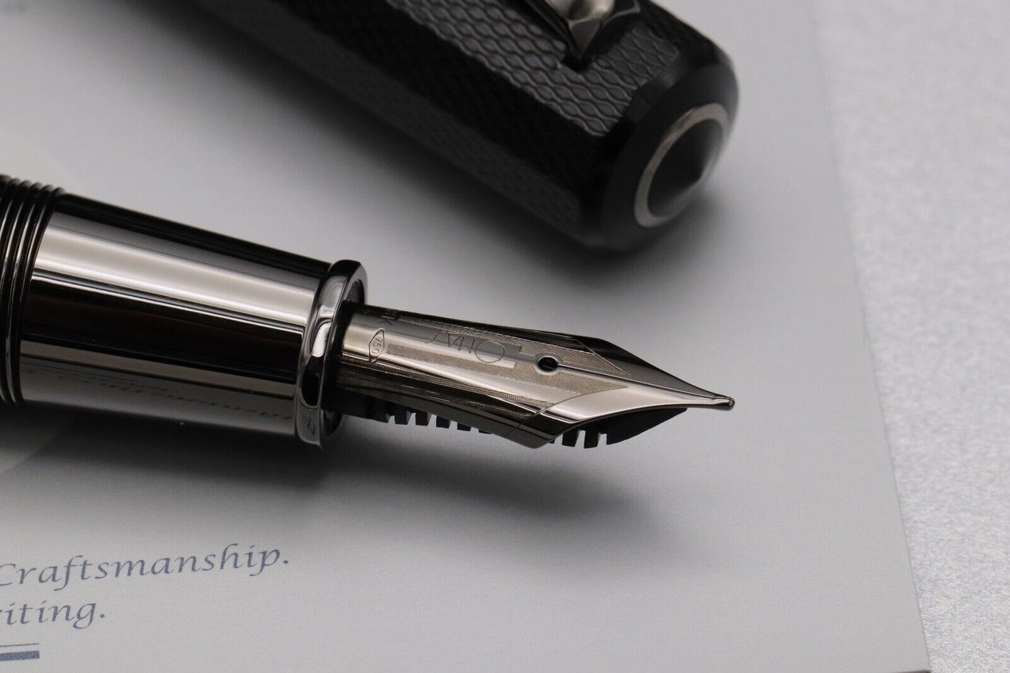 Omas Grand Paragon Noir Fountain Pen image 2