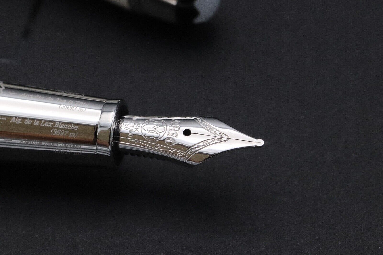 Montblanc Meisterstuck Classique Tribute Solitaire Fountain Pen - Serviced by MB image 2