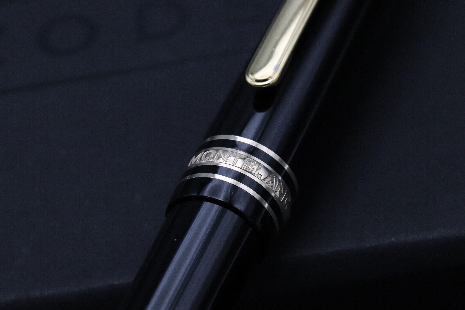 Montblanc Meisterstuck 145 Classique Gold Coated Fountain Pen image 3