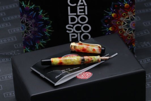 Aurora Optima Caleidoscopio Luce Gialla Limited Edition Fountain Pen - EF Nib image 0