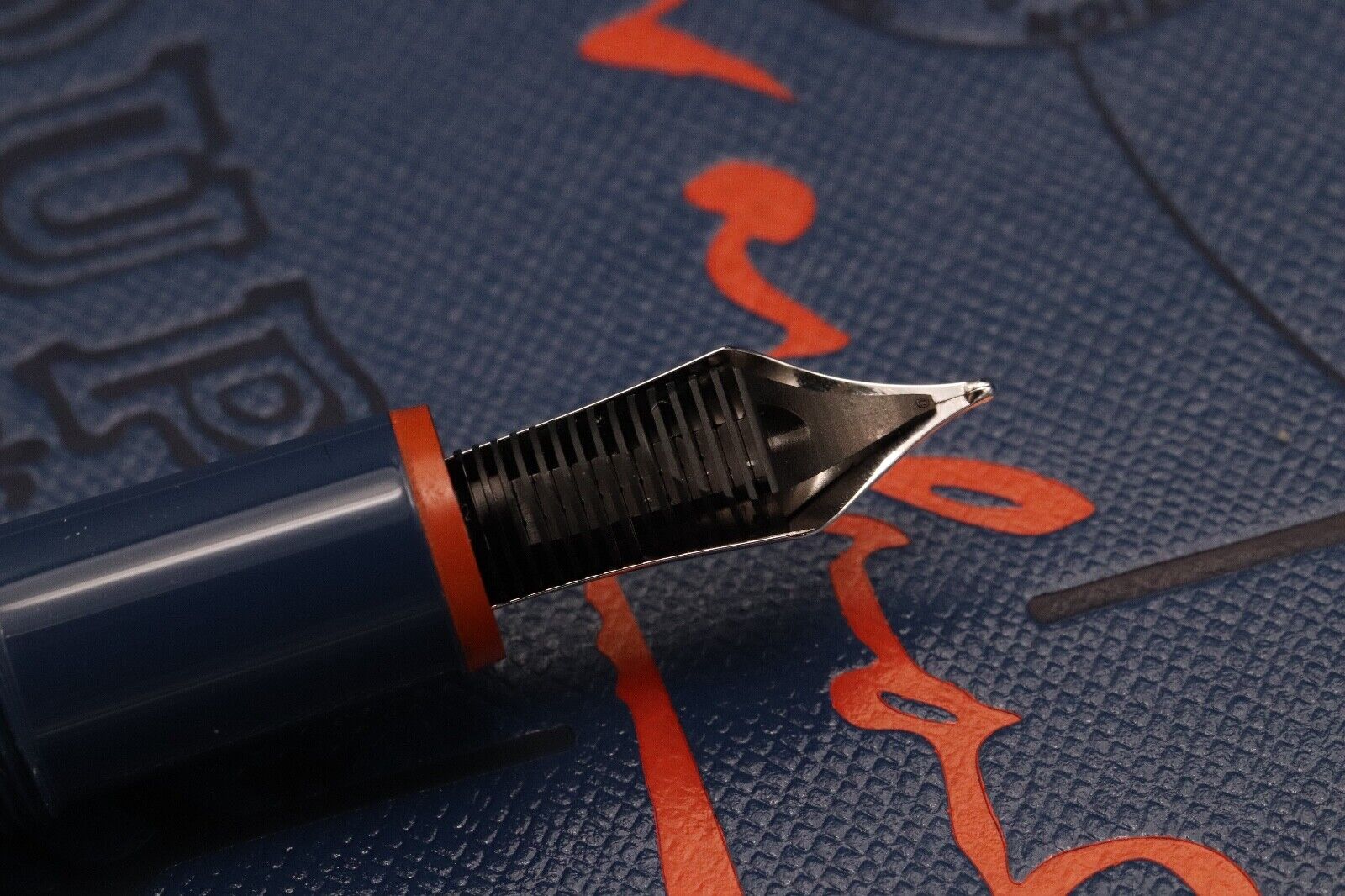 Montblanc Great Characters Andy Warhol Special Edition Fountain Pen - UNUSED image 4