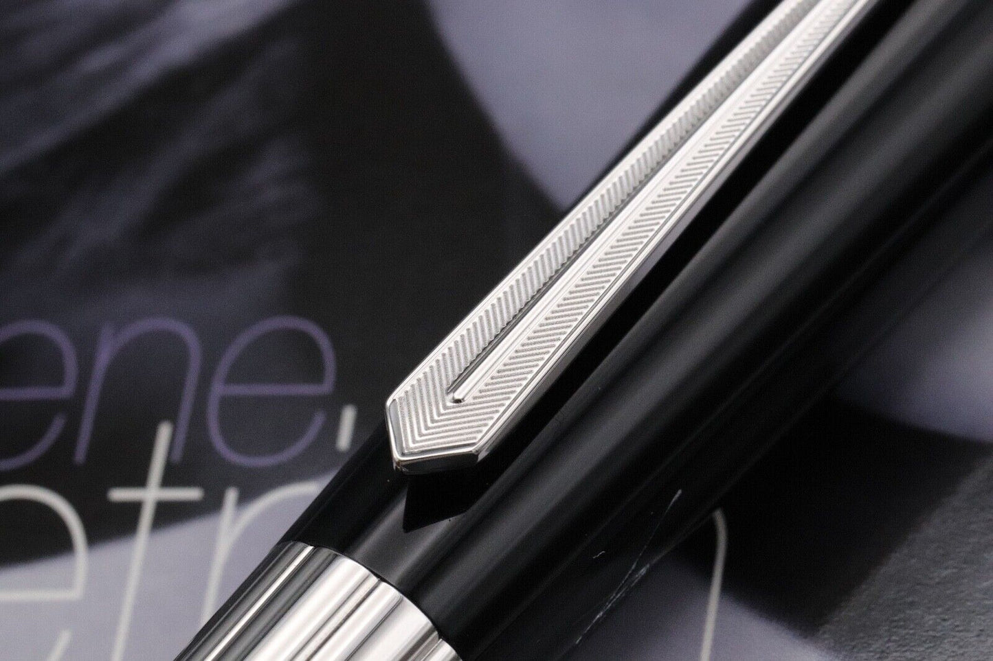 Montblanc Muses Marlene Dietrich Special Edition Ballpoint Pen image 3
