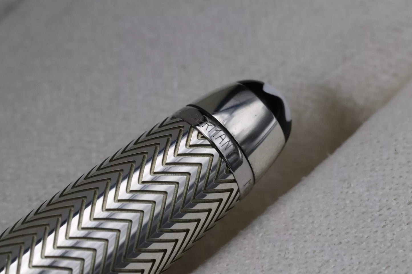 Montblanc Meisterstuck Classique Silver Barley Doue Rollerball Pen image 6