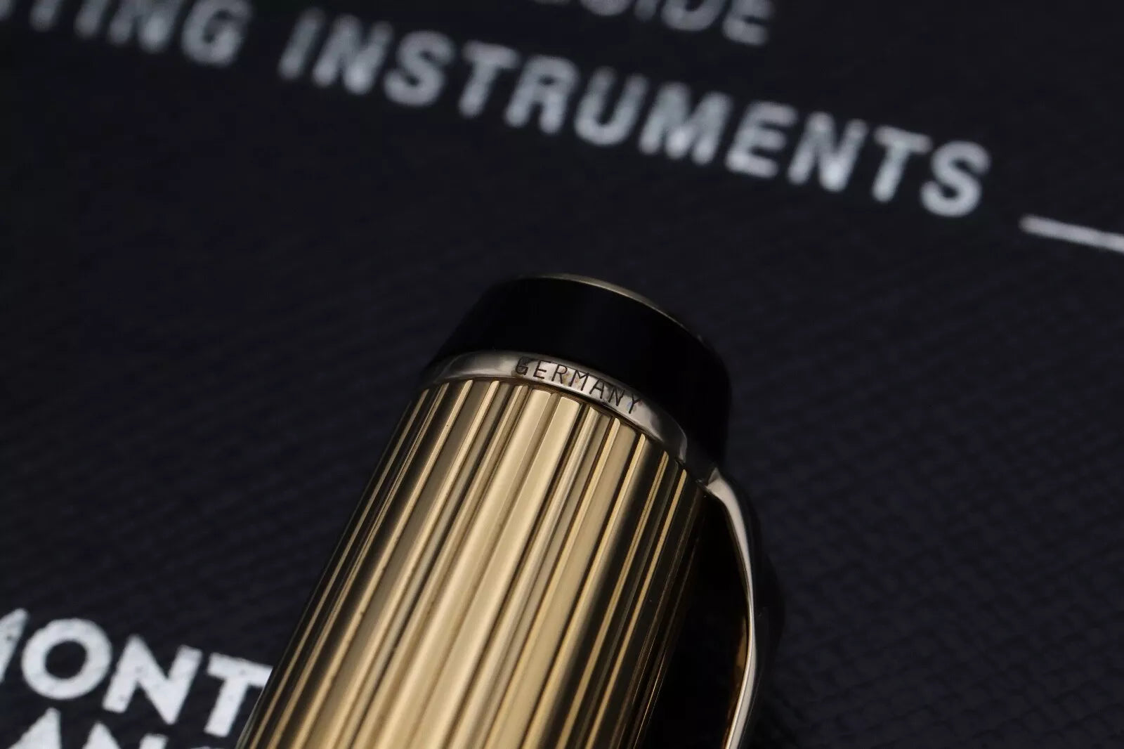 Montblanc Boheme Rouge Gold-Plated Fountain Pen image 7