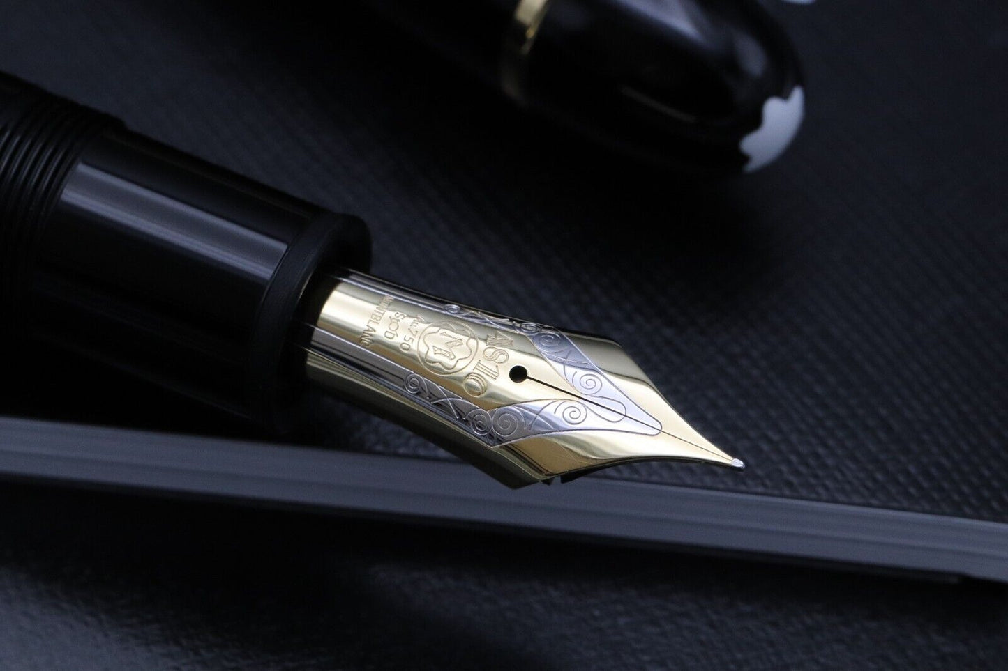 Montblanc Meisterstuck 149 Gold-Coated Fountain Pen - EF NIB image 2