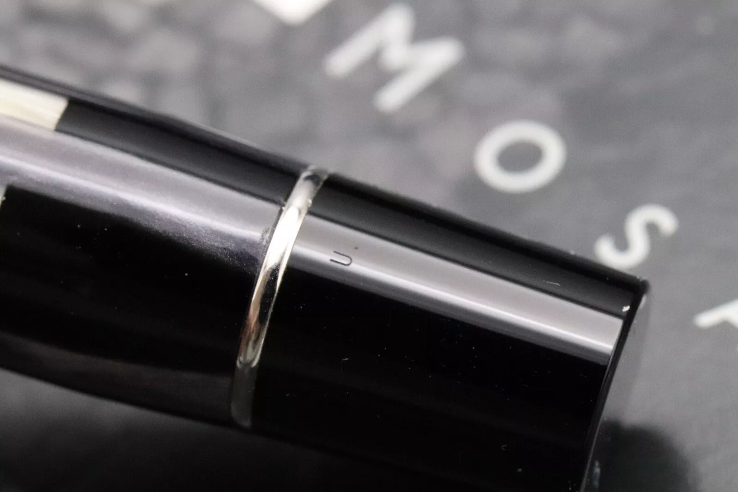 Parker Duofold Centennial Black Mosaic Fountain Pen image 5