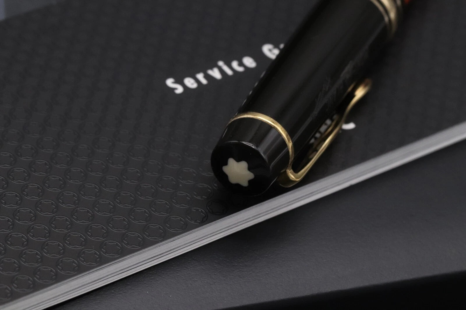 Montblanc Ernest Hemingway Writers Edition Ballpoint Pen image 2