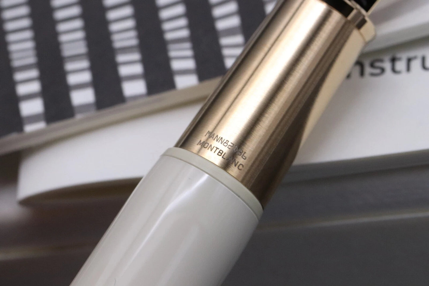 Montblanc Heritage Rouge et Noir Baby Ivory-Resin Fountain Pen image 7